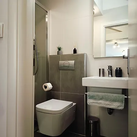 Kod Urara - At The Watchmaker's Place *