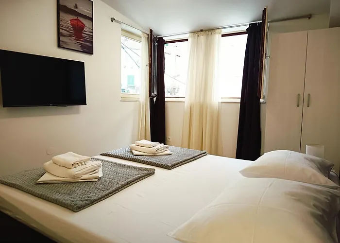 Apartment Kod Urara - At The Watchmaker's Place