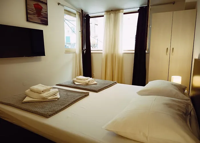 Apartment Kod Urara - At The Watchmaker's Place Split